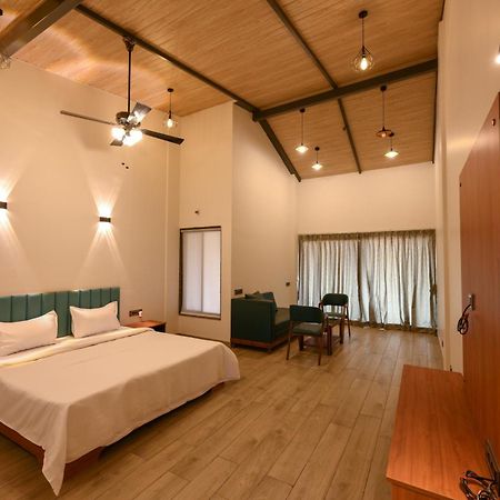 E&G Green Courts Resort At Koroli Hill Station Nashik Luaran gambar