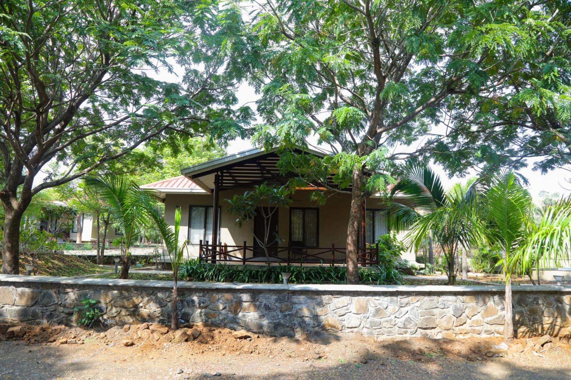 E&G Green Courts Resort At Koroli Hill Station Nashik Luaran gambar