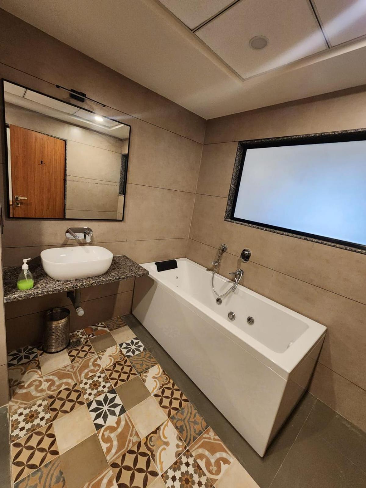 E&G Green Courts Resort At Koroli Hill Station Nashik Luaran gambar