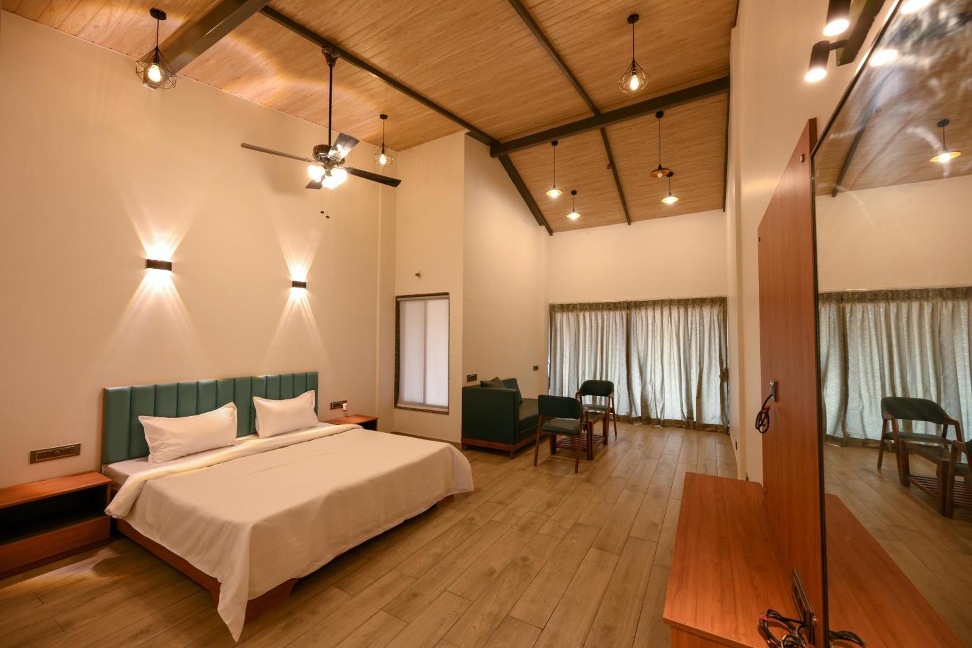 E&G Green Courts Resort At Koroli Hill Station Nashik Luaran gambar